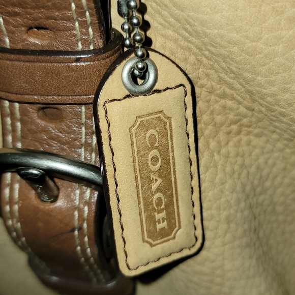 Coach Camel Tan Suede Nubuck Leather Purse C0773-F10895 - Picture 4 of 4
